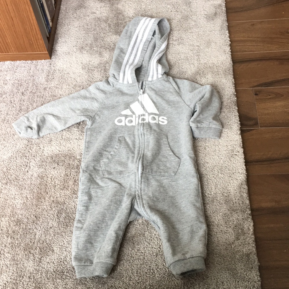 Adidas coverall with hood - Picture 1 of 5